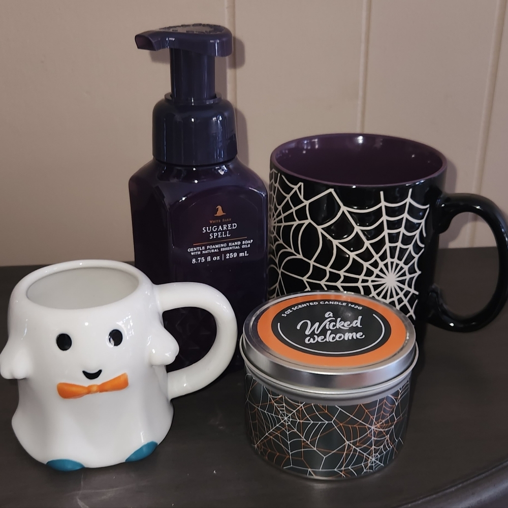Halloween Items - Picture 2 of 2